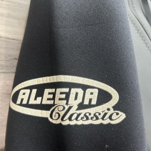 Aleeda Classic Wetsuit - Picture 3 of 5